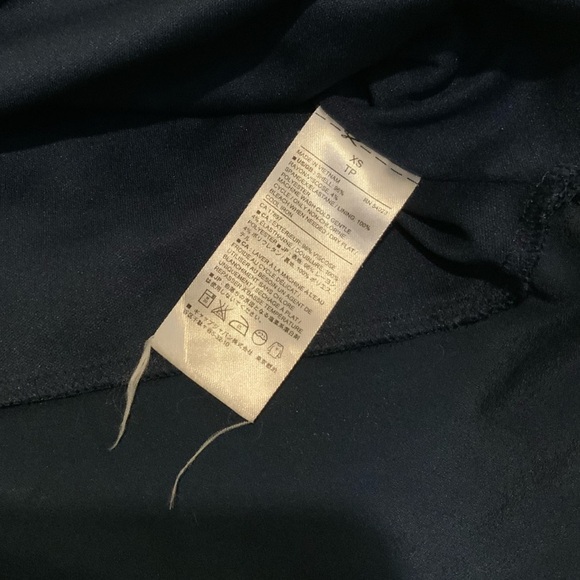 Banana Republic Women Tank Top Navy Blue and Cream Size XSmall-geometric pattern - Picture 4 of 8